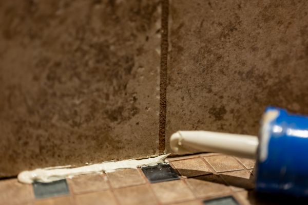 Shower Caulk Replacement in Traverse City